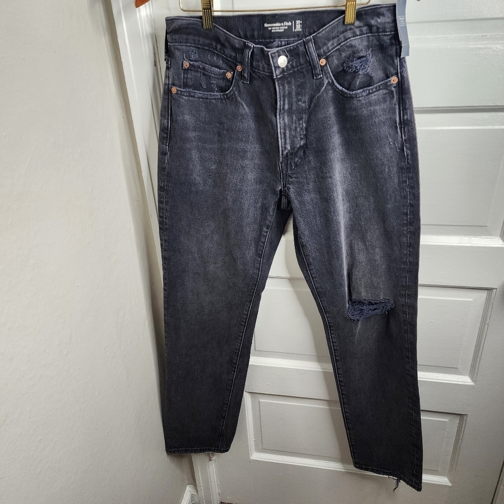 New The 90s Straight High Rise Jean Black NWT 31 x 32